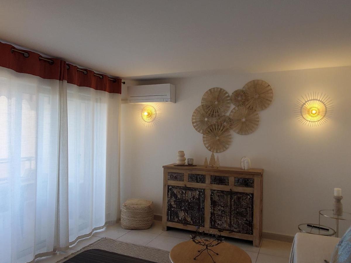 Frejus Plage Le Capitole T2 35M2 Climatise Balcon Экстерьер фото