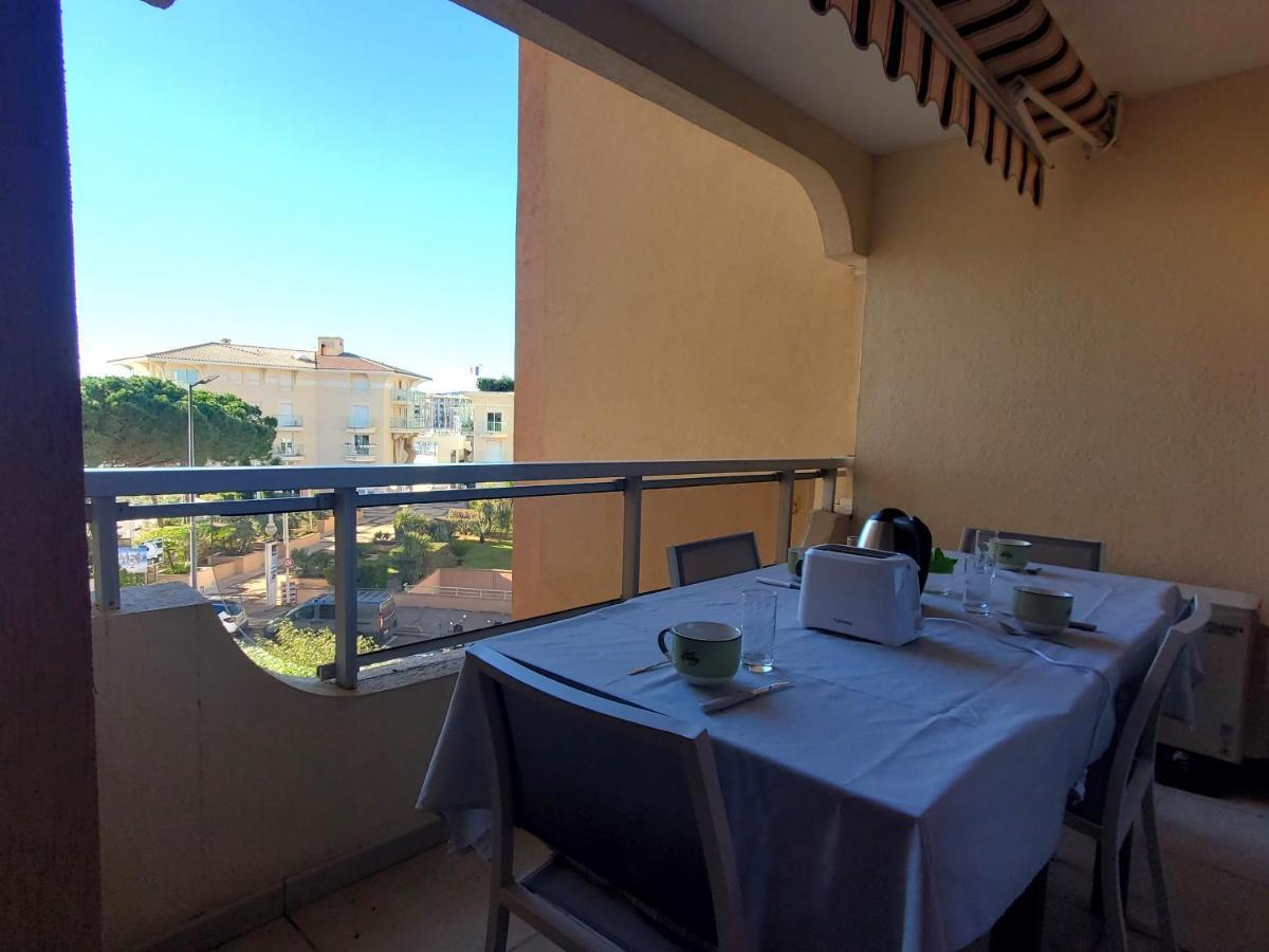 Frejus Plage Le Capitole T2 35M2 Climatise Balcon Экстерьер фото
